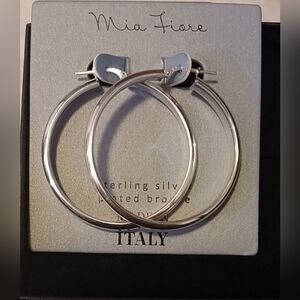 NWT MIA FIORE  STERLING SILVER plated bronze Hoop Earrings CRAFTED IN ITALY.